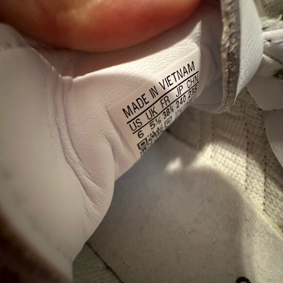 Adidas Samba OG – White/Black/Gum – Women’s 6 - Picture 6 of 7